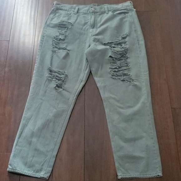 𝅺NEW! AMERICAN EAGLE Distressed High Rise Denim Mom Jeans 18L. - Picture 3 of 6